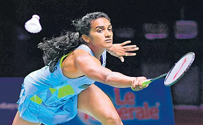 PV Sindhu Loses In Semi-Finals in Indonesia Open - Sakshi