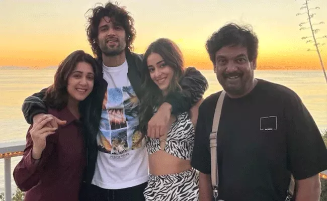 Liger Movie Team In Los Angeles For Shooting, Pics Goes Viral - Sakshi