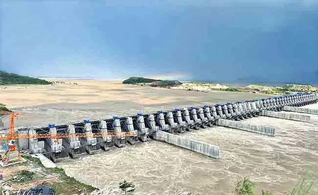 AP Water Resources Department Put Pressure On Centre Over Polavaram Unresolved Issues - Sakshi