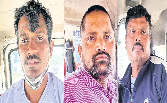 Home Guard And 2 Others Held By Ghatkesar Police For Accident Cove Up - Sakshi