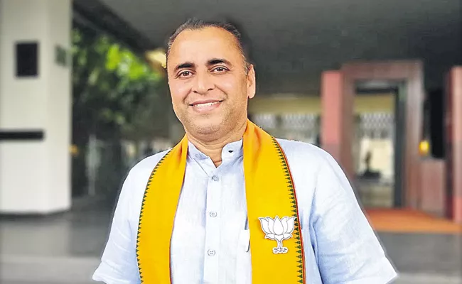 BJP Leader Sunil Deodhar Comments On TDP - Sakshi