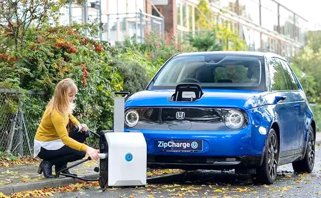 Zip Charge Go Is A Suitcase Size Power bank For EVs - Sakshi