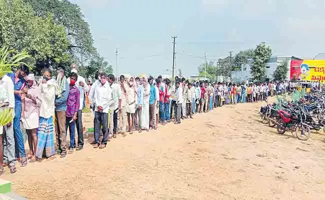 Farmers Chaos In Nalgonda District Of Telangana - Sakshi