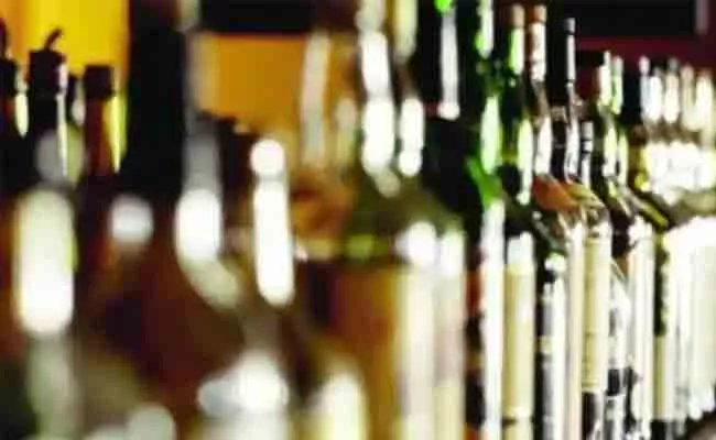 Telangana Excise Department Decides Give Roster Point Basis For Liquor Allocations - Sakshi