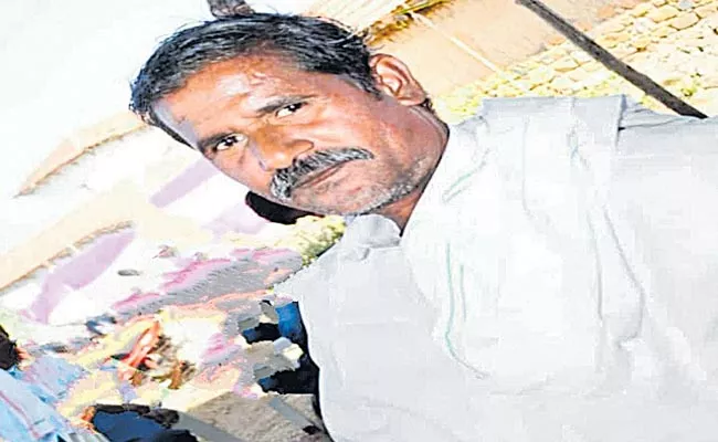 Farmer Commits Suicide Drinking Insecticide Due To Debt In Kamareddy District - Sakshi