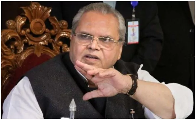 Satya Pal Malik Attacks Centre Farmers Protest Condolence Message When Dog Dies - Sakshi