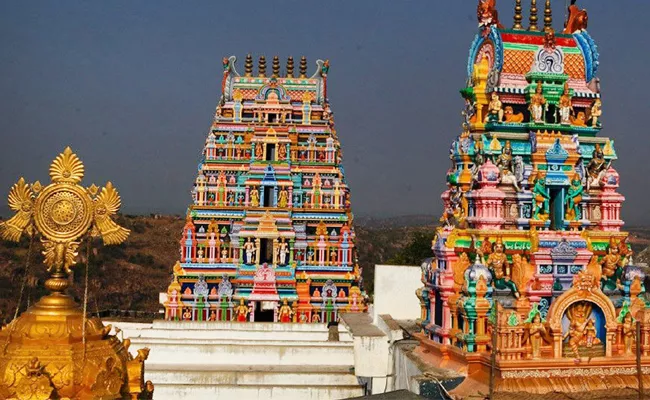 Yadadri Lakshmi Narasimha Temple Laddu price hike - Sakshi