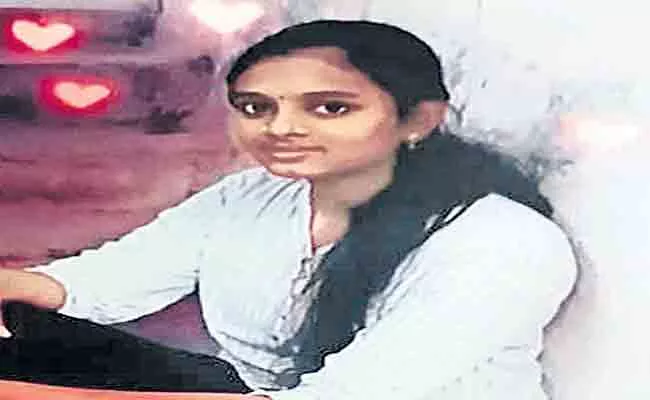 Young Girl Missing Mystery In Hyderabad - Sakshi