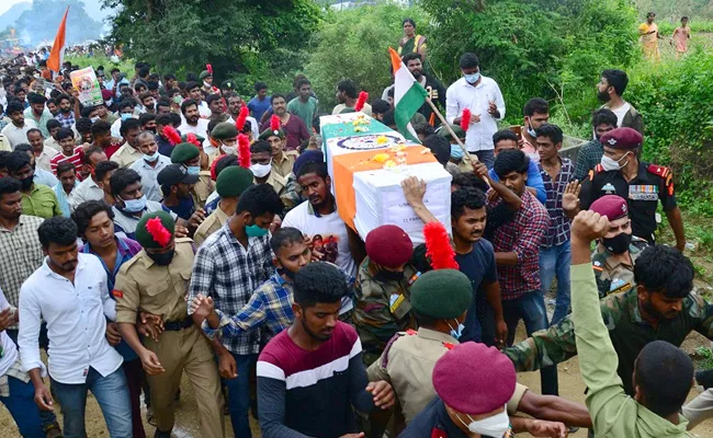 Tamil Nadu Chopper Crash:Final Tribute To Lance Naik Sai Teja Held Today In Chittoor - Sakshi