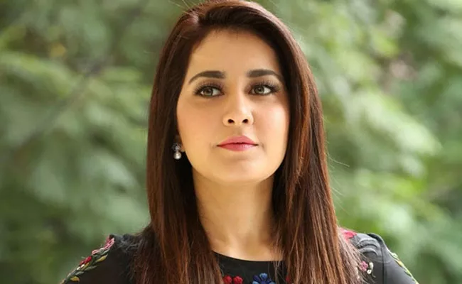 Rashi Khanna Shares Her Skin Care Secret - Sakshi