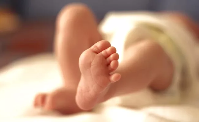 Ill Infant Baby Deceased After Mother Bangs His Head For Crying Kerala - Sakshi