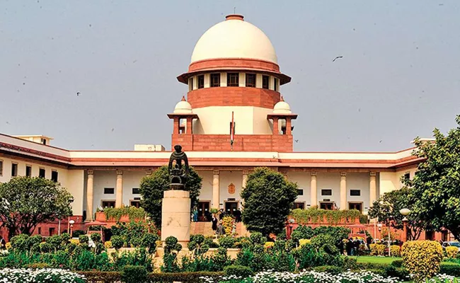 Supreme Court Orders Voter IDs And Aadhaar Cards To Sex Workers - Sakshi