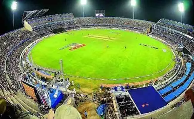 Hyderabad: Power Cut to Uppal Stadium Due to Non Payment of Bills - Sakshi