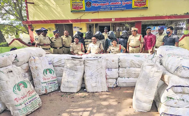 1732 kg of marijuana seized at East Godavari District - Sakshi