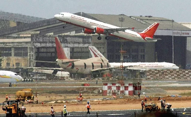 One Crore Passengers Travelled Through Planes In November - Sakshi