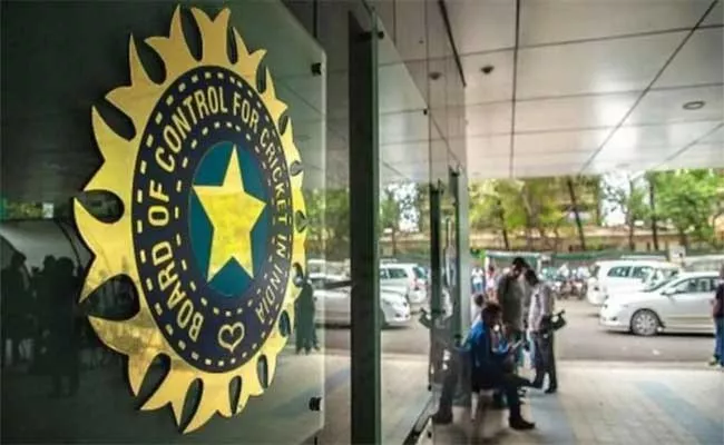 BCCI Chief Medical Officer Abhijit Salvi Resigns - Sakshi