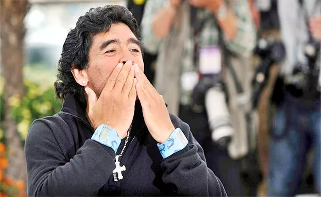 Maradona Cigars-Cars- Luxuary Villa For Auction Bumper Offer For Fans - Sakshi