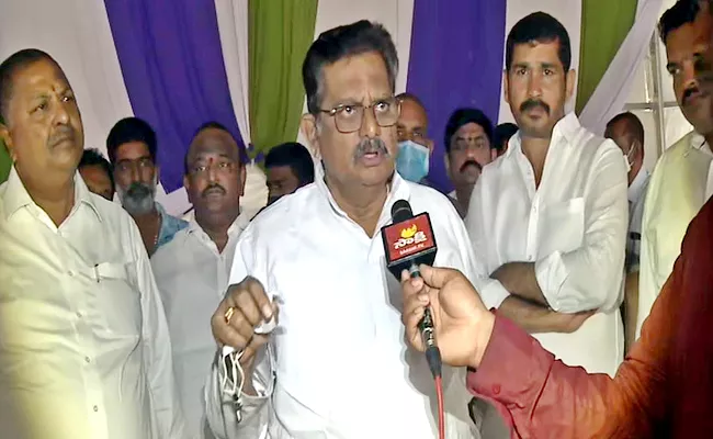 Minister Sri Ranganatha Raju Comments On Yellow Media - Sakshi