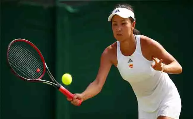 Chinese Tennis Star Peng Shuai Takes U Turn Over Sex Assault - Sakshi