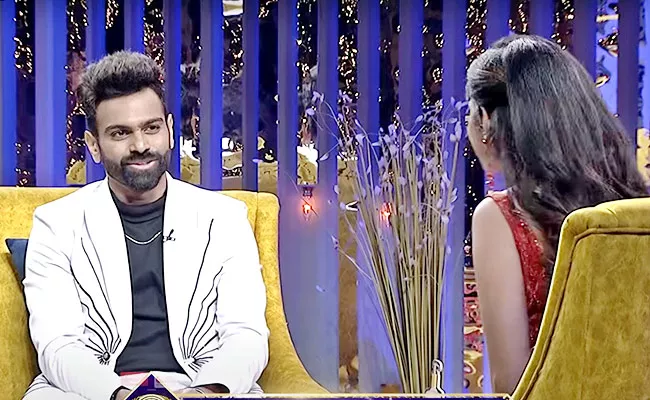 Bigg Boss 5 BuzzZ Promo: Sreerama Chandra Interview With Ariyana Glory - Sakshi