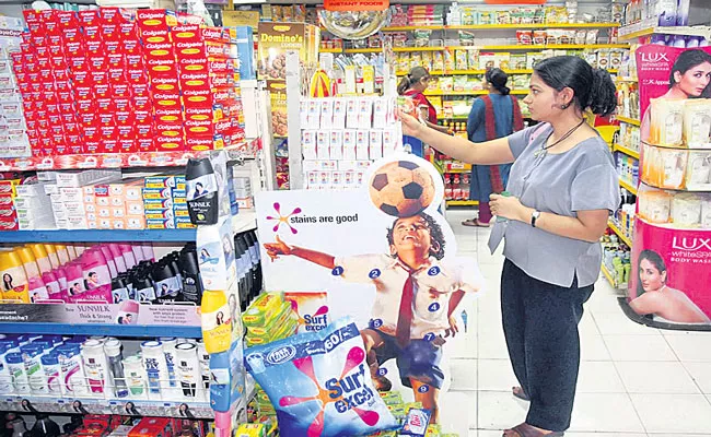 Retail sales grow 9percent in November over pre-Covid levels - Sakshi