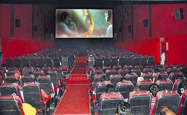 Andhra Pradesh High Court clarifies on cinema ticket prices - Sakshi