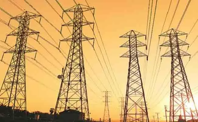 CMDs of Discoms clarified for Electrical employees - Sakshi