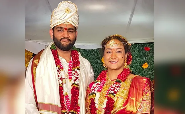 America Girl And Hanamkonda Boy Got Married Hindu Traditional Warangal - Sakshi