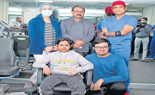 Hyderabad Kims Doctors Save Covid Infected Boy After 65 Days Of Life Support Therapy - Sakshi