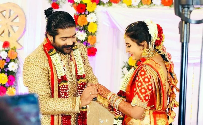 Singer Revanth Engagement With Anvitha, Pic Goes Viral - Sakshi