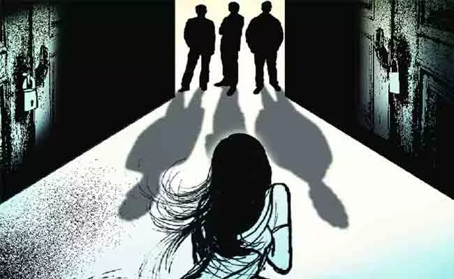 Police Arrested Man Who Molested Drug Addicted Girl Karnataka - Sakshi