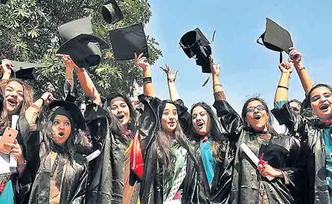 Girls Joining Iit Institutions Increases Year By Year Says Central - Sakshi