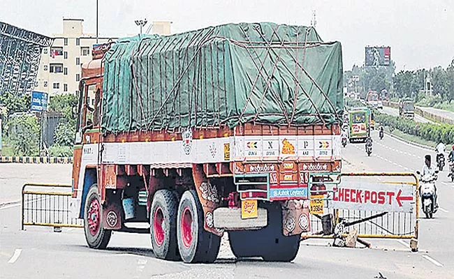 Lorry Driver Had Paid Border Fee Of Rs 1, 700 In Kurnool - Sakshi