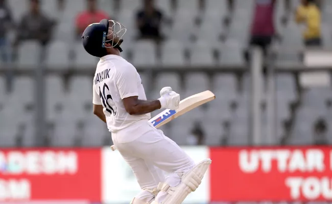 IND vs NZ 2nd Test: Mayank Agarwal First Indian Test Century Against New Zealand in Over a Decade - Sakshi