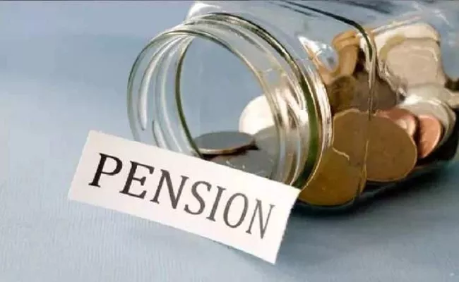 Govt extends last date to Submit Annual Life Certificate for Pension - Sakshi