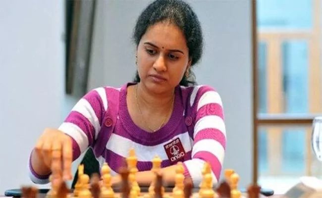 Koneru Humpy takes 5th place in womes even - Sakshi