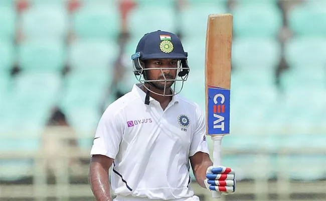 Mayank Agarwal Explains How Sunil Gavaskars Advice Ahead Of Mumbai Test Helped - Sakshi