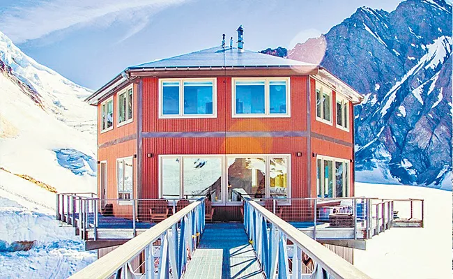 World Costliest Hotel: Don Shelden Ampi Theatre Sheldon Chalet In Alaska Special Story - Sakshi