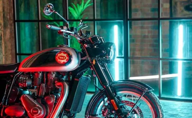 BSA Motorcycles Unveils Their First New Motorcycle Royal Enfield 650 Rival - Sakshi