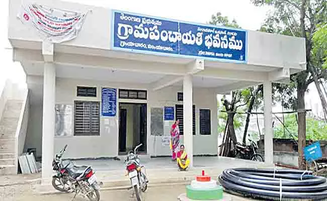 Telangana Stands No 1 In Online Audit Of Panchayats - Sakshi