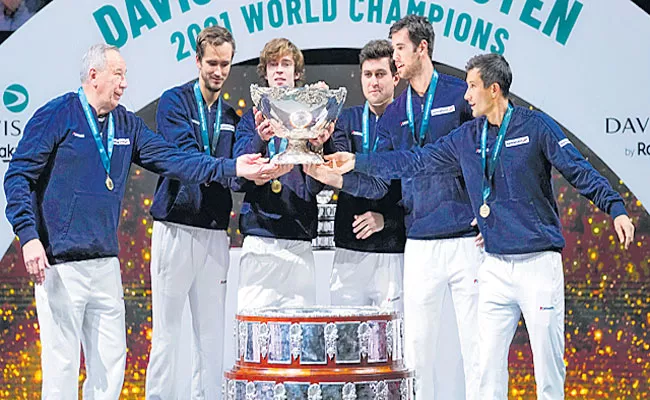 Russia Tennis Team Won Davis Cup After 15 Years - Sakshi