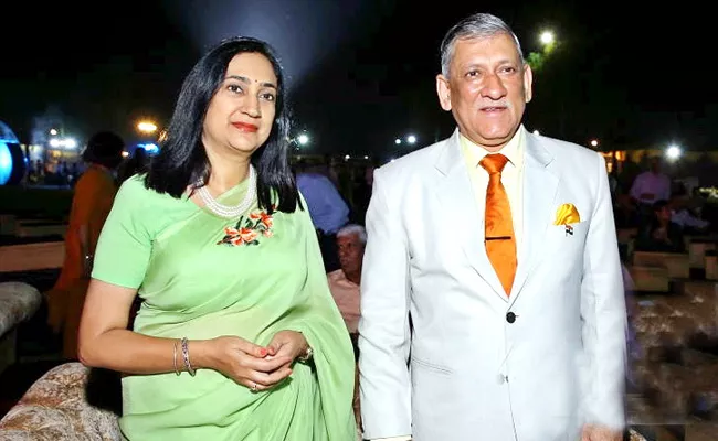 CDS Bipin Rawat Wife Madhulika All Need To Know Died In Helicopter Crash - Sakshi