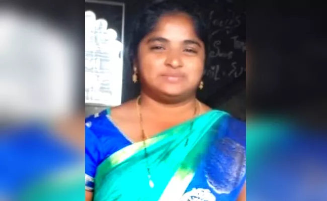 East Godavari Alamuru Village Volunteer Commits Suicide - Sakshi