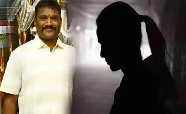 Statistical Officer Molested Computer Operator In Hyderabad - Sakshi