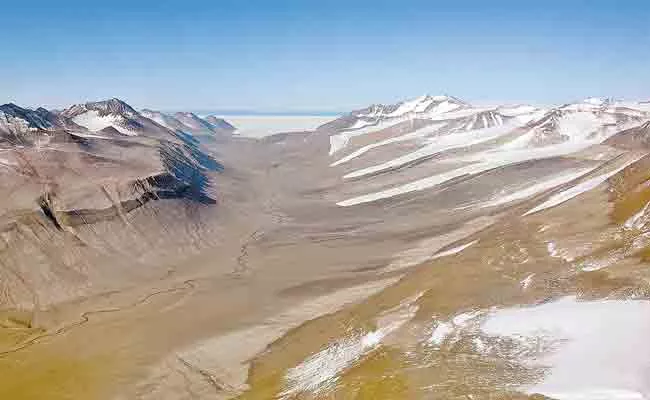 No Rain For 20 Lakh Years In Antarctica Continent Dry Valleys - Sakshi