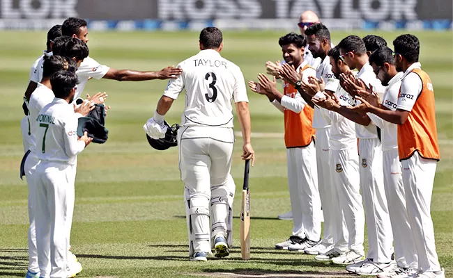 Bangladesh give Ross Taylor a Guard of Honour on his final Test appearance - Sakshi