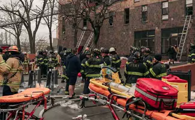 Fire Breaks Out New York Apartment USA Several People Deceased - Sakshi