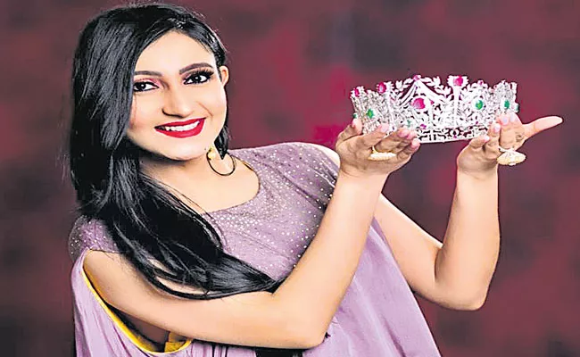 Mrs India World 2021 Navdeep Kaur is all set to participate in the Mrs World 2022 - Sakshi