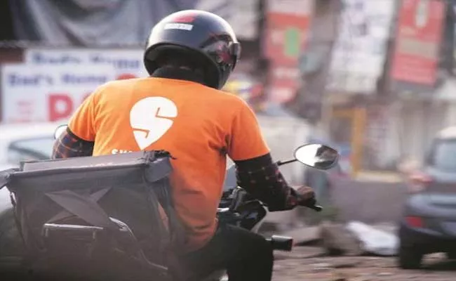 TVS Motor Company Swiggy Join Hands For Food Delivery On Electric Vehicles - Sakshi