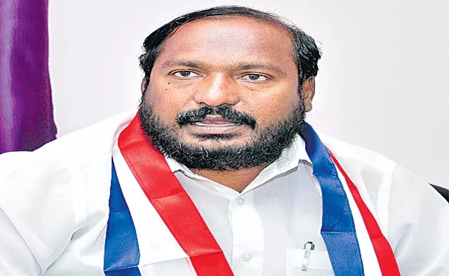 Jajula Lingam Goud Comments Over Job Notifications In Telangana - Sakshi